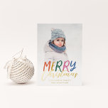 Whimsical farbenfroh frohe Weihnachten Volles Foto Folien Feiertagskarte<br><div class="desc">Machen Sie mit dieser festlichen und lustigen Urlaubsfotokarte eine stilvolle Erklärung in dieser Urlaubssaison. Die Vorderseite ist mit einem farbenfrohen Styling-Typ und einem speziellen Gold-Folienskript und Text ausgestattet. Die Rückseite weist ein farbenfrohes Punktmuster auf,  das eine besondere Touch ermöglicht.</div>