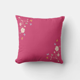 Whimsical Floral and Butterfly Akzente auf Rosa Kissen