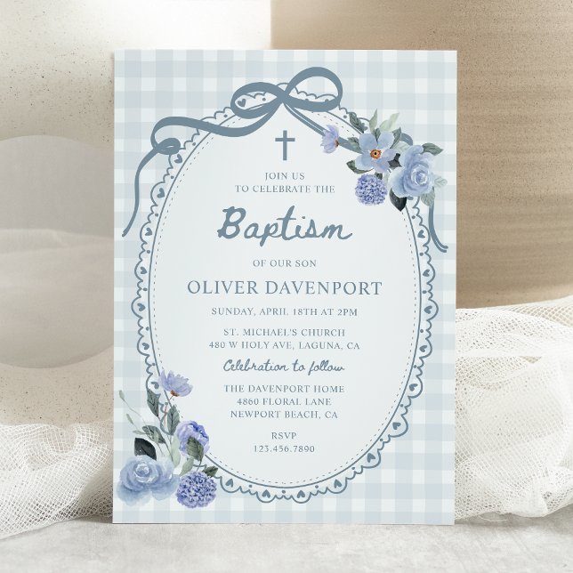 Whimsical Gingham Dusty Blue Floral Boy Baptism Einladung (Von Creator hochgeladen)