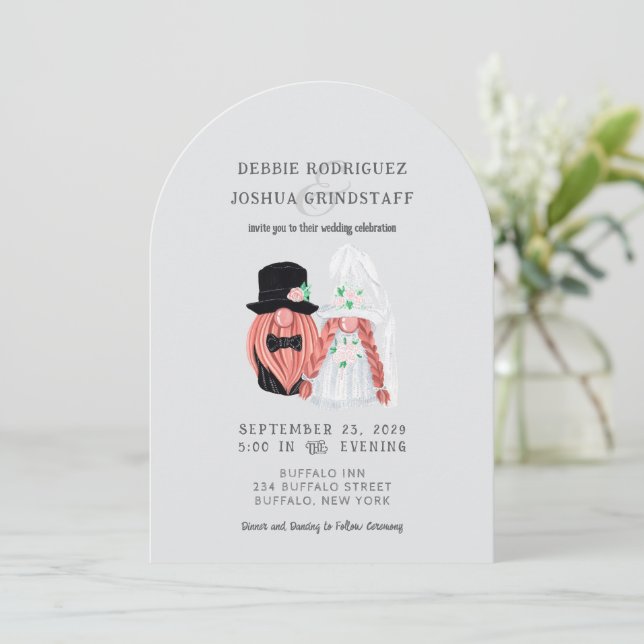 Whimsical Gnomes Fun Wedding Invitation  (Debout devant)