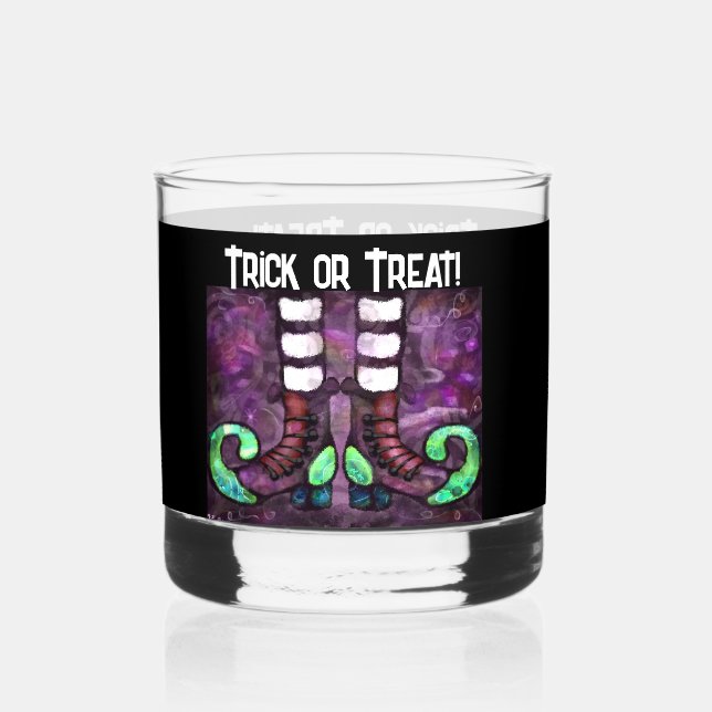 Whimsical Halloween Hexenstiefel Lila grün Whiskyglas (Rückseite)