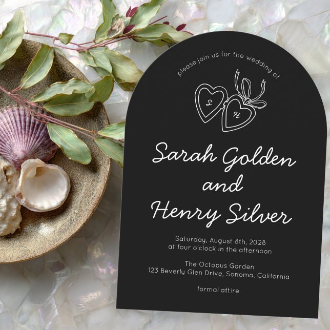 Whimsical Heart Locket Doodle Sketch Modern CUSTOM Einladung (Whimsical Heart Locket Doodle Sketch Modern CUSTOM Arch Wedding Invitation Black and White
)