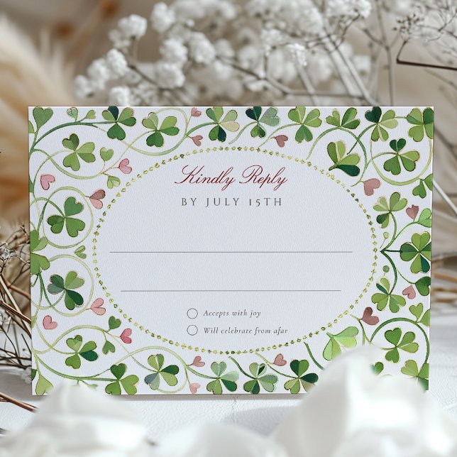 Whimsical Kleeblatt & Hearts Wedding RSVP Card Einladung (Von Creator hochgeladen)