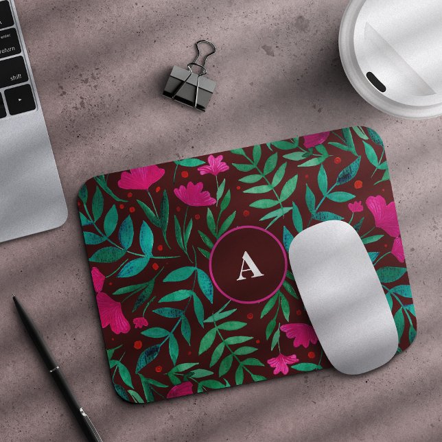 Whimsical magenta & green monogram mousepad (Von Creator hochgeladen)