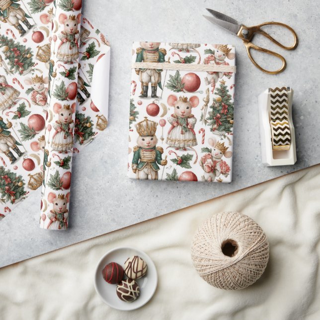 Whimsical Mice & Candy Canes Geschenkpapier (Kunsthandwerk)