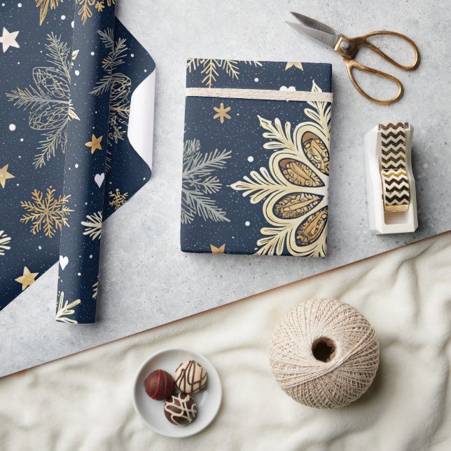 Whimsical Modern Navy Gold Snowflakes & Hearts Geschenkpapier (Kunsthandwerk)