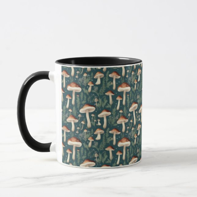 Whimsical Mushroom Pattern Forest Green Tasse (Links)
