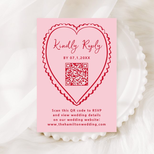 Whimsical Pink and Red Heart QR Code Wedding RSVP Karte (Von Creator hochgeladen)
