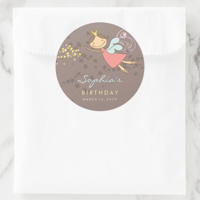 Whimsical Pink Fairy Stars Girl Birthday Runder Aufkleber (Tasche)