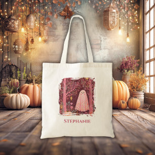 Whimsical Pink Ghost im verzauberten Blumenwald Tragetasche