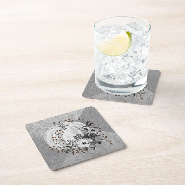 Whimsical Pumpkin Florals & Red Berries Grayscale Rechteckiger Pappuntersetzer (Vor Ort)