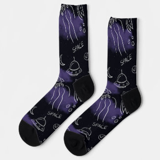 Whimsical Purple Outer Space Seamless Pattern Socken