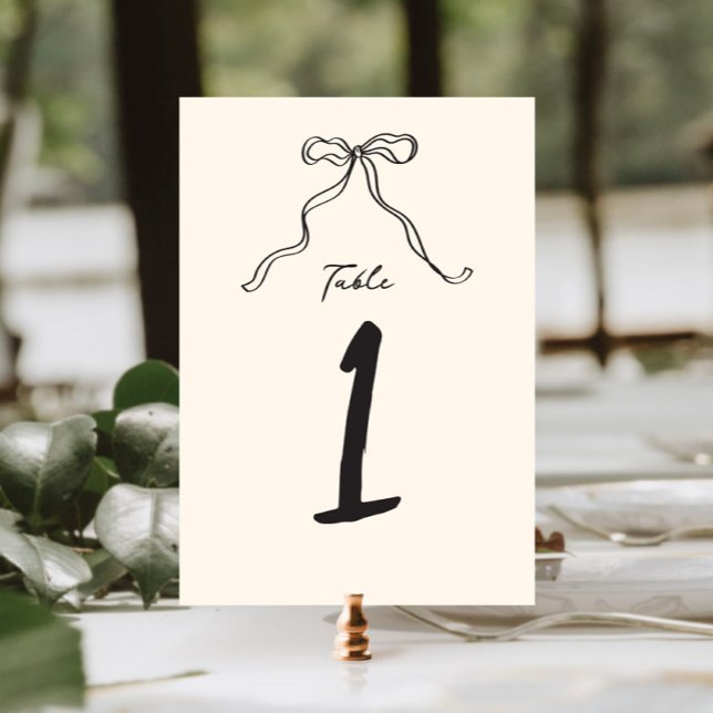 Whimsical Quirky Handgeschriebener Bow Tischnummer (Von Creator hochgeladen)