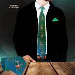 Whimsical Reindeer Blue Green Neck Tie Krawatte<br><div class="desc">Schöner blau-grüner Hintergrund mit Rentier Krawatte für jeden Anlass oder jeden Tag. Die nordischen Länder oder Kanada mögen diese Krawatte schätzen. Die Blues und die Grüntöne repräsentieren den Wald und den Himmel. Diese Krawatte ist handbemalt und würde ihm für jede Gelegenheit,  Hochzeit,  Geburtstag oder Geschäftsreise ein einzigartiges Geschenk machen.</div>