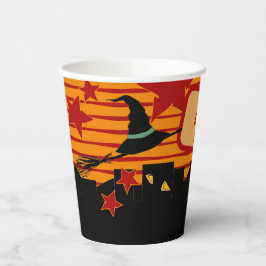 Whimsical Retro Witch Hat Over Skyline Halloween Pappbecher