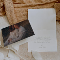 Whimsical Sage Green Schriftart Klappendusche Foto