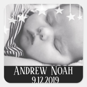 Whimsical Stars Neuer Baby-Name und Datum Quadratischer Aufkleber