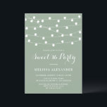 Whimsical String Lights Sage Green Sweet 16 Party Einladung<br><div class="desc">Diese elegante und skurrile,  süße 16 Party Einladung mit weißer,  hängender Märchenleuchte auf einem halbgrünen Hintergrund. Personalisieren Sie diese,  indem Sie Ihre Daten hinzufügen. Diese schlanke,  grüne 16 . Geburtstag-Einladung eignet sich perfekt für Geburtstagsfeiern im Freien.</div>