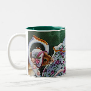 Whimsical Tee Time Mouse White Bonnet Wasserfarbe  Zweifarbige Tasse