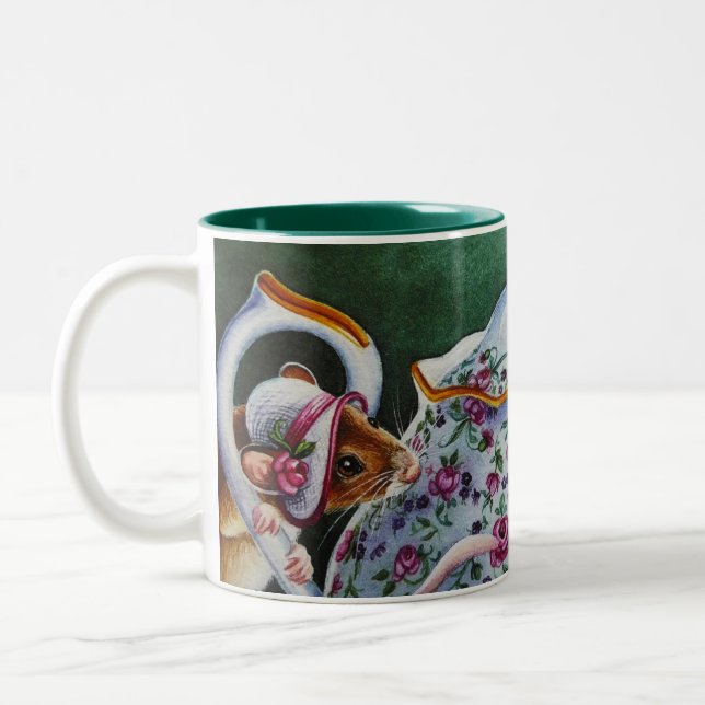 Whimsical Tee Time Mouse White Bonnet Wasserfarbe  Zweifarbige Tasse (Links)