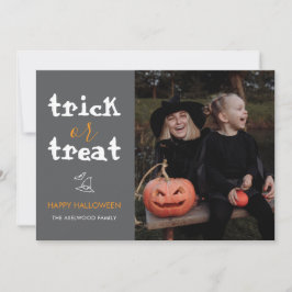 Whimsical Trick or Treat Script Halloween Photo Feiertagskarte