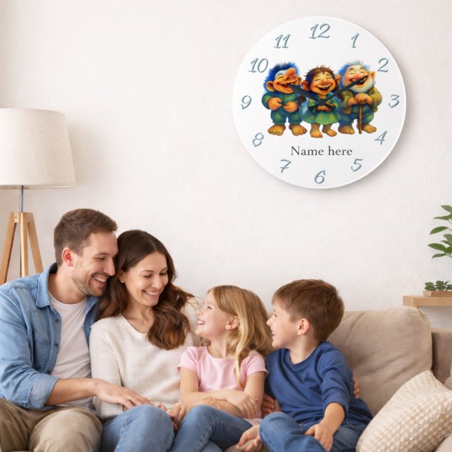 Whimsical Troll Family Decor Kids Custom Name  Große Wanduhr (Von Creator hochgeladen)