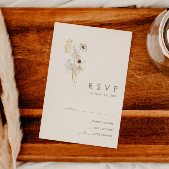 Whimsical Wildblume Bouquet | Elfenbein-RSVP-Karte RSVP Karte (Von Creator hochgeladen)