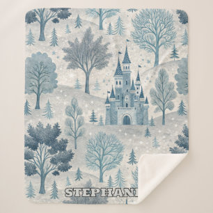Whimsical Winter Castle Landschaft in Blue & Gray Sherpadecke