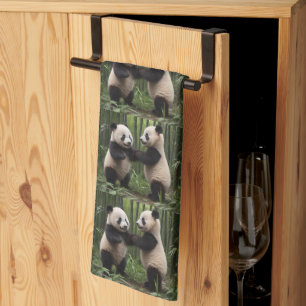 Whimsical Wonders: Baby Pandas spielt im Wald Geschirrtuch