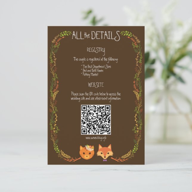 Whimsical Woodland Cat & Fox Rustikale Hochzeit Begleitkarte (Stehend Vorderseite)