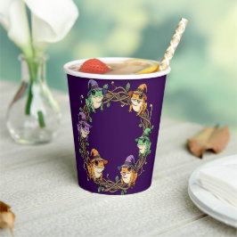 Whimsical Wreath Border Adorned With Witchy Toads Pappbecher