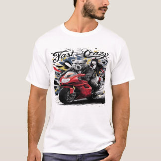 Whimsical Yeti Bigfoot Biker Wandern durch Wild T-Shirt