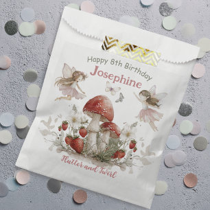whimsicaler Geburtstag im Garten mit Schmetterling Geschenktütchen