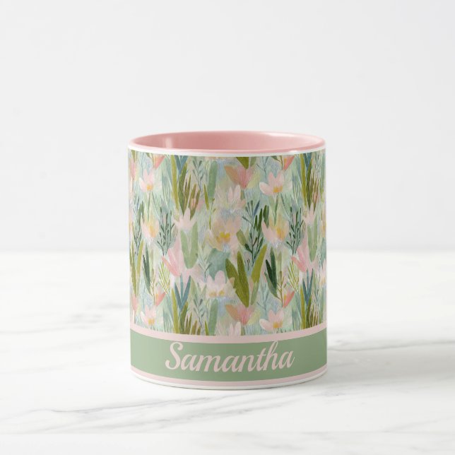 Whimsicaler Salbeigrüner Blumen-Personalisiert  Tasse (Zentrum)