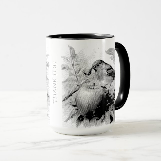 Whimsicaler Vogel & Apfelgenuss Tasse (VorderseiteRechts)