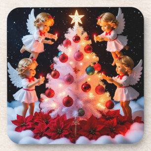 Whimsicaler Weihnachtsbaum mit Engel-Figuren Getränkeuntersetzer