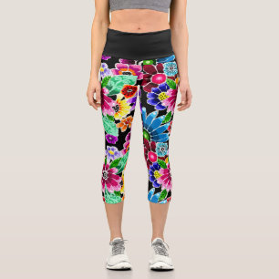 Whimsikale mehrfarbige Folk-Art-Blume florenrosa Capri Leggings