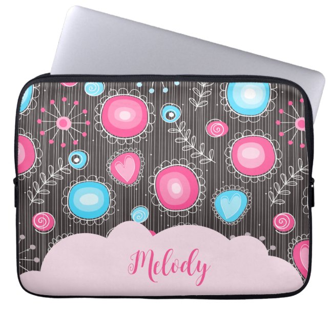 Whimsikalrosa blaue Herzen und Blume Blumenname Laptopschutzhülle (Vorderseite)