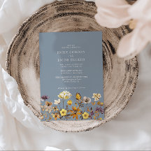 Whimsische Wildblumen-Staubblau-Boho-Hochzeit