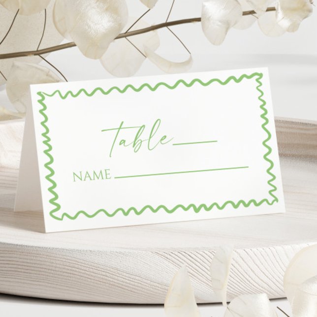 Whimsische Zitrus-Grüne Wellige Rand-Hochzeit Platzkarte (Von Creator hochgeladen)