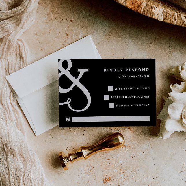 Whimsischer Ampersand | Moody Black Wedding RSVP Karte (Von Creator hochgeladen)