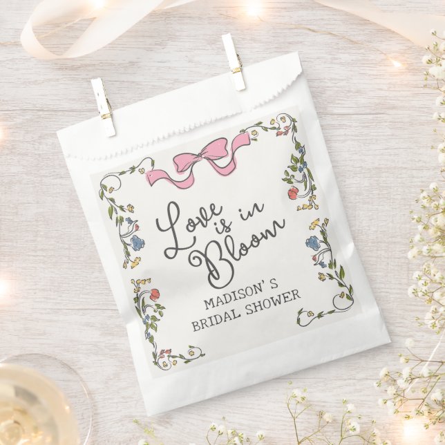Whimsischer Garten Party Doodle Floral Brautparty Geschenktütchen (Ausgeschnitten)