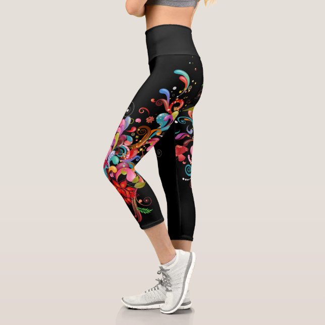 Whimsisches Abstraktes Multicolor Capri Leggings (Links)