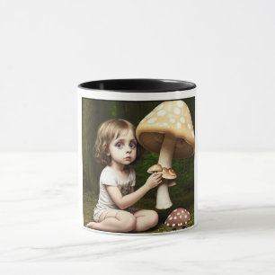 whimsisches lustiges Kind hält Pilz-Kaffee-Tee Tasse