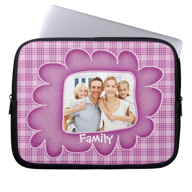 Whimsisches Pink Kariertes Foto Laptopschutzhülle (Vorderseite)