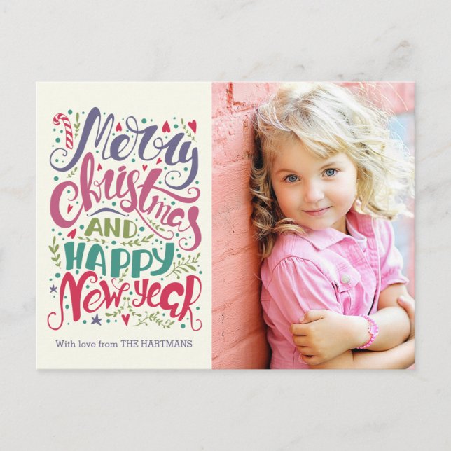 Whimsistische Typografie Holiday Foto Postkarte (Vorderseite)