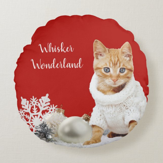 Whisker Wonderland Red Cat Round Throw Kissen (Vorderseite)