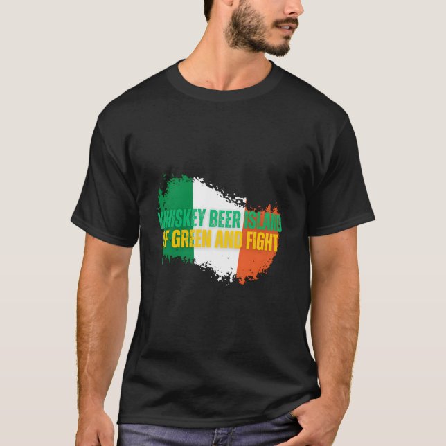Whiskey Beer Island Green und Kampf St Patrick' T-Shirt (Vorderseite)