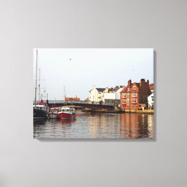 Whitby Harbour Wrapped Canvas Leinwanddruck (Vorderseite)