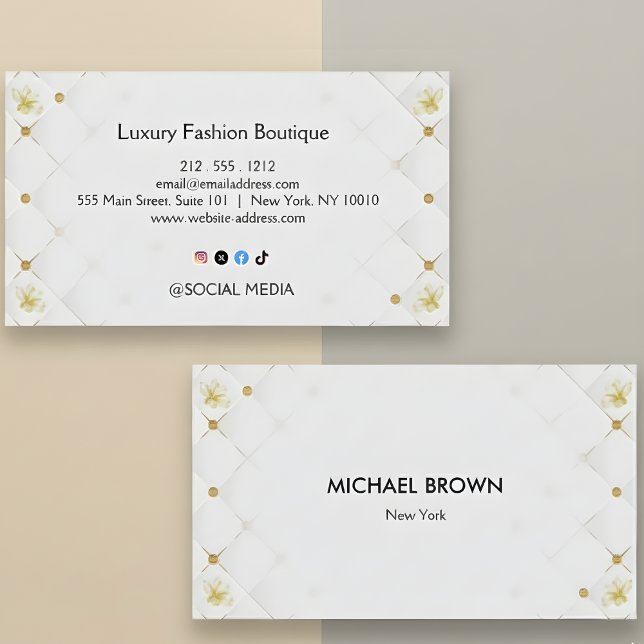 White and Gold Business Card Template Visitenkarte (Von Creator hochgeladen)